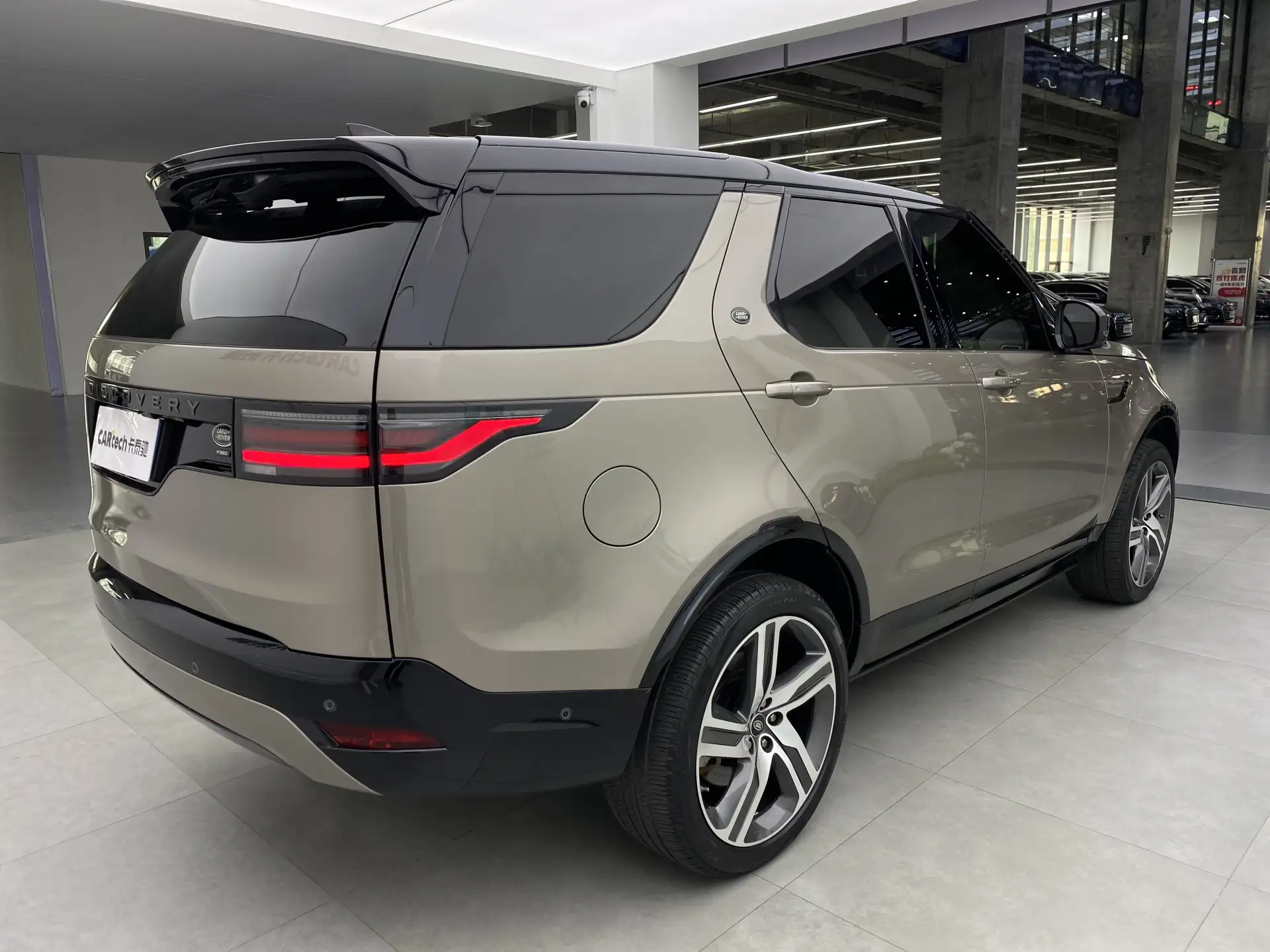 Land Rover Discovery, 2021 38