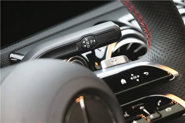 Mercedes-Benz A 200 L, 2024 14
