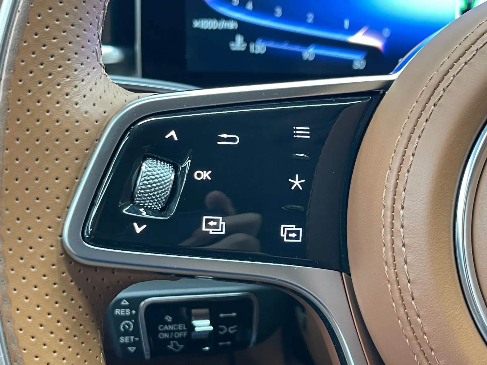 Hongqi H9, 2022 20