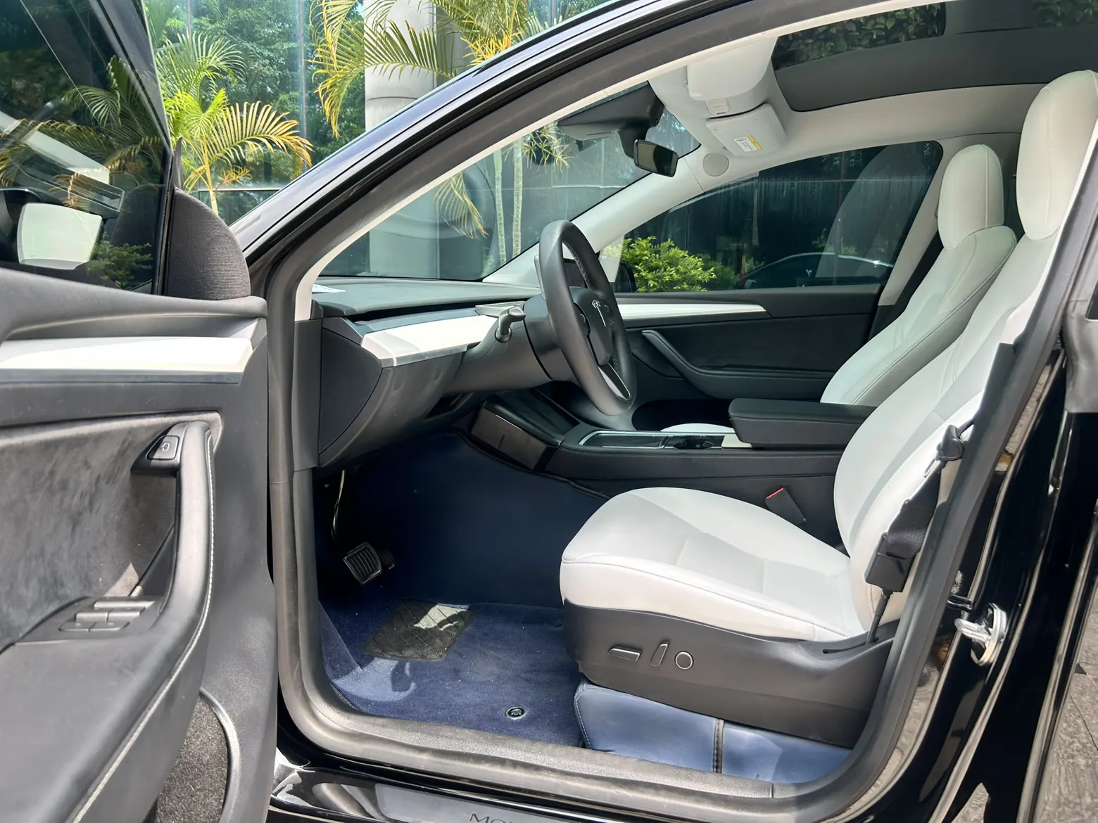 Tesla Model Y, 2022 13