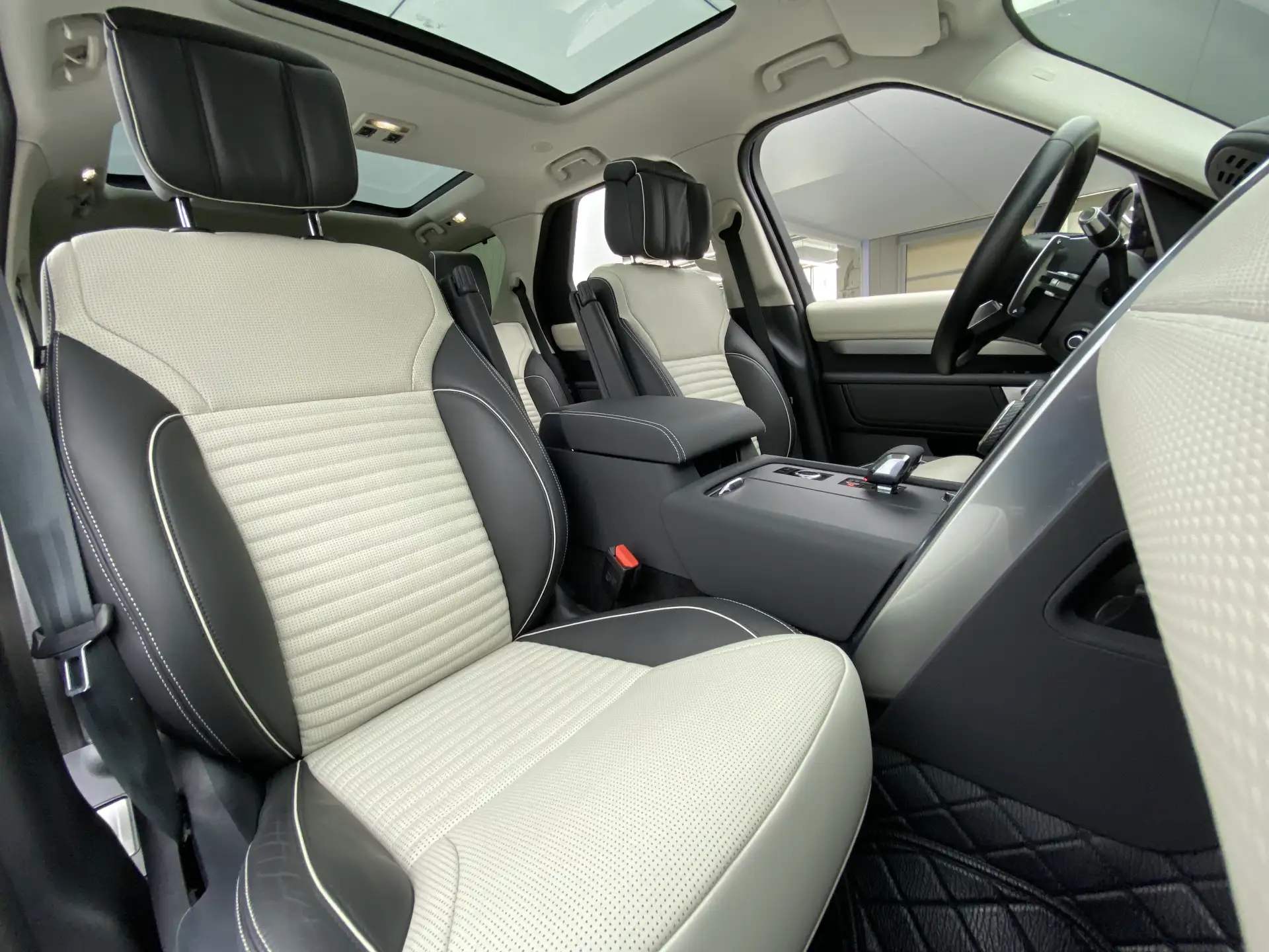 Land Rover Discovery, 2021 10