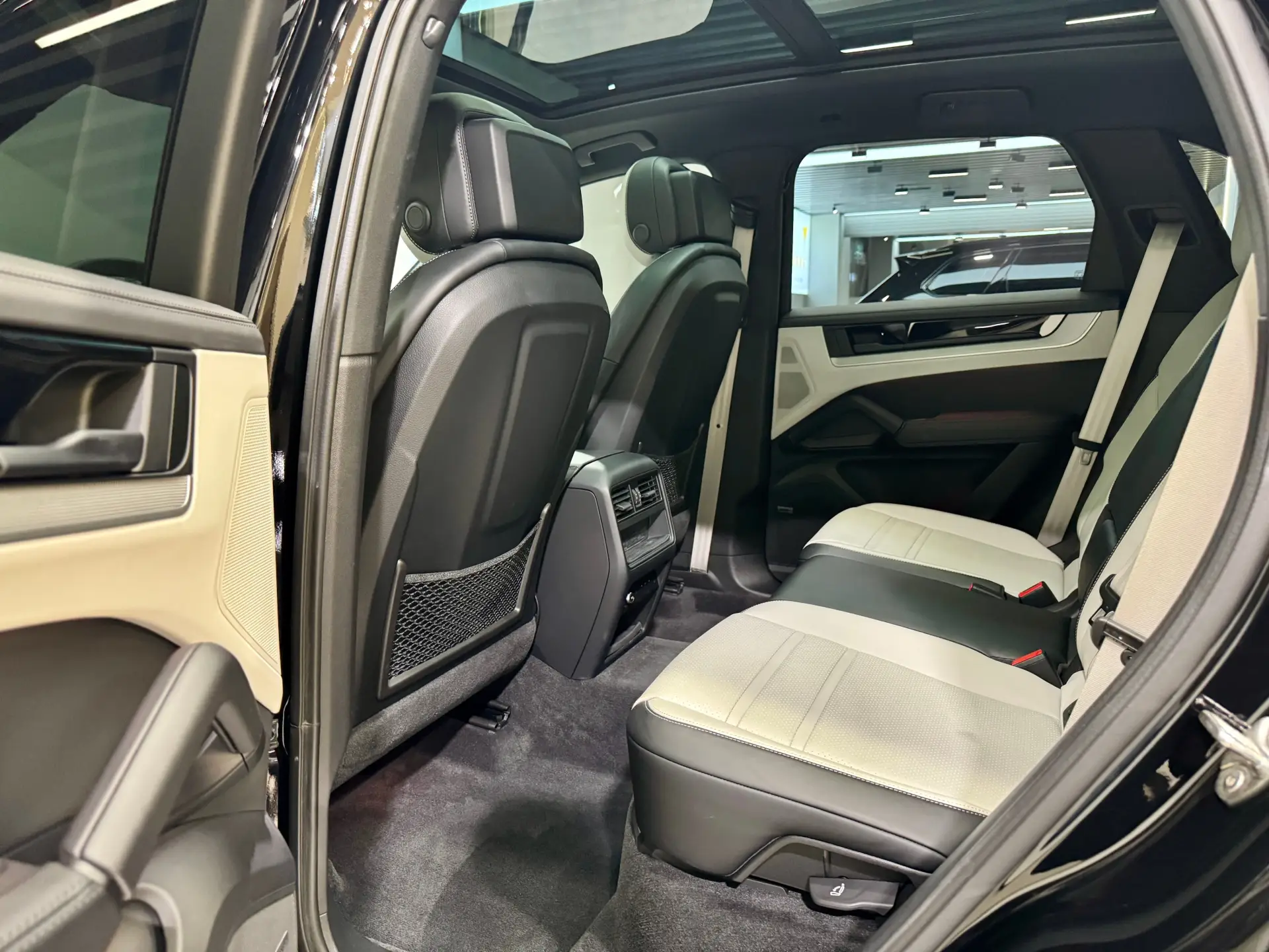 Porsche Cayenne, 2024 15