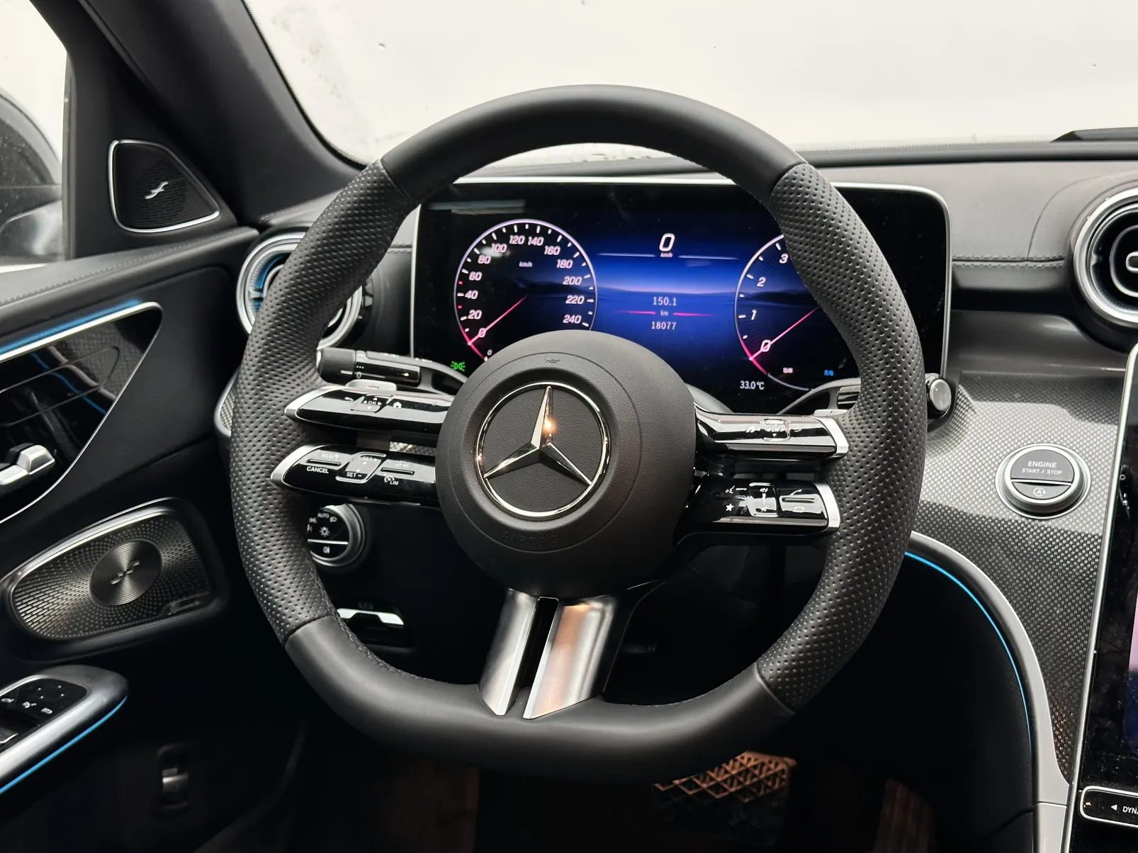 Mercedes-Benz C 260 L, 2025 12