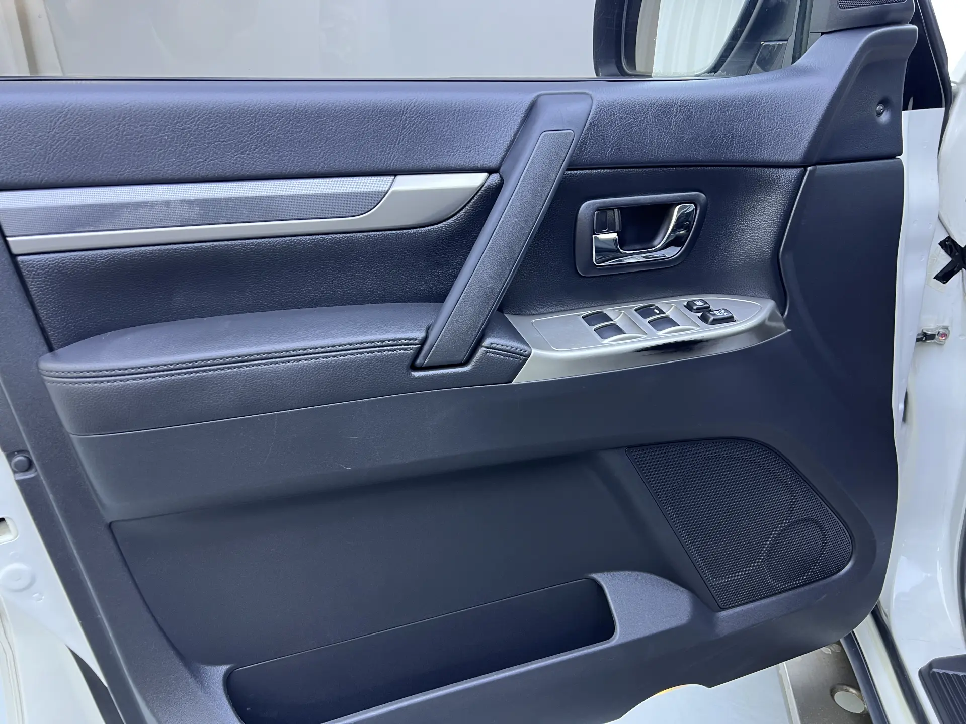 Mitsubishi Pajero, 2015 2
