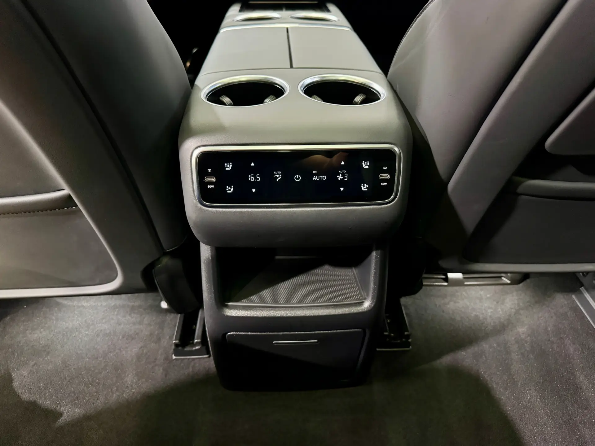 Li Auto L8, 2024 19