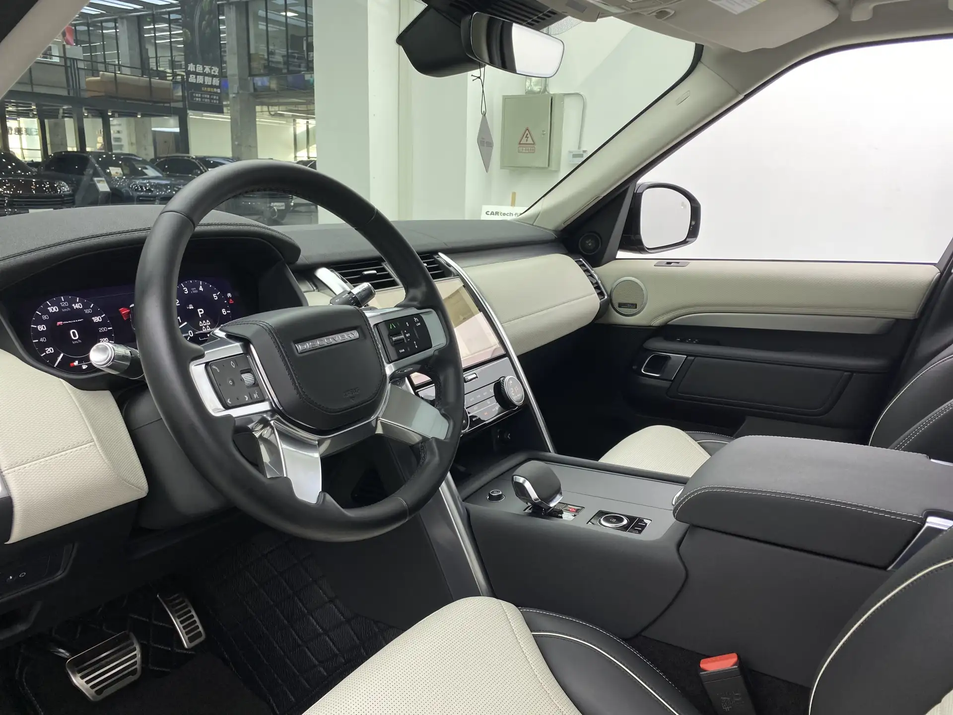 Land Rover Discovery, 2021 6