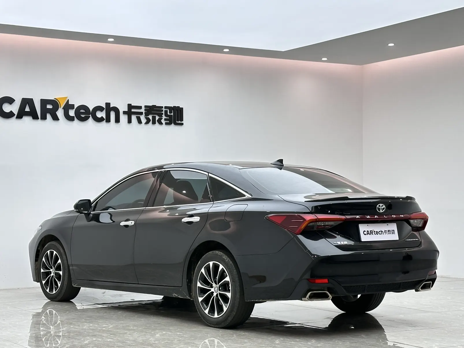 Toyota Avalon, 2022 3