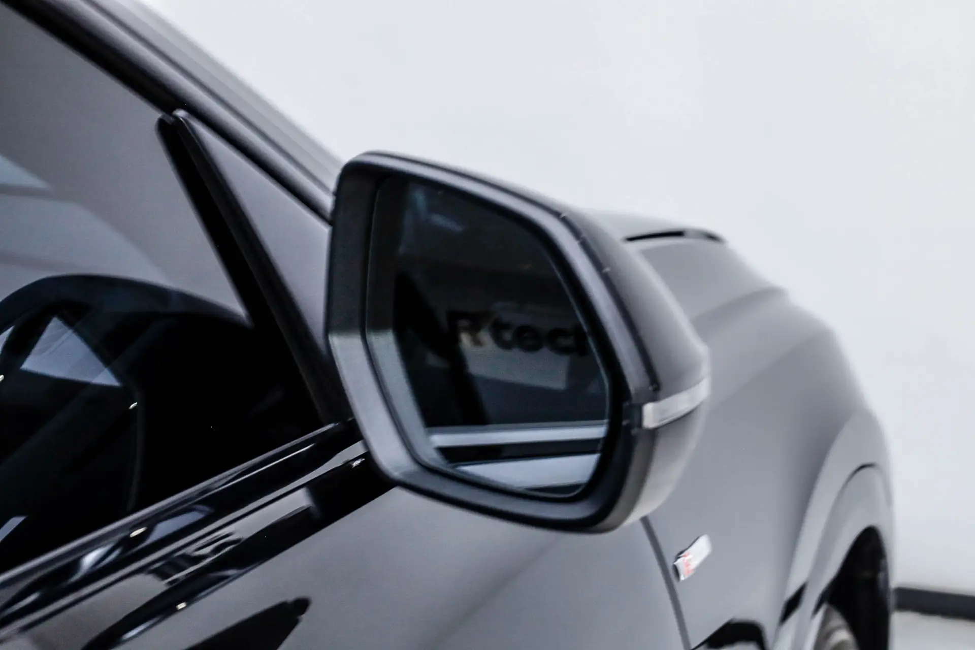 Audi Q8 55 TFSI, 2023 11