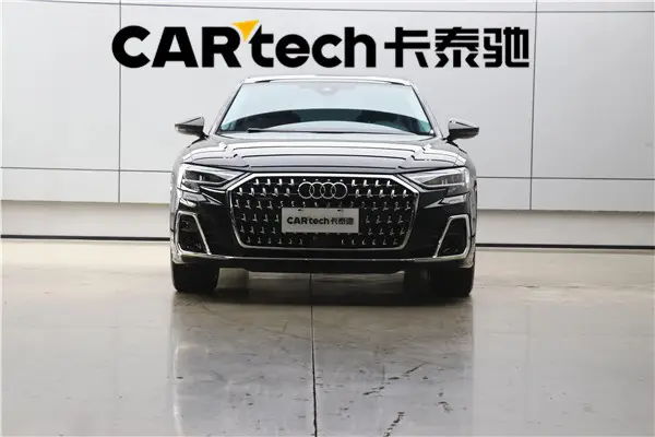 Audi A8L 50 TFSI, 2025 2