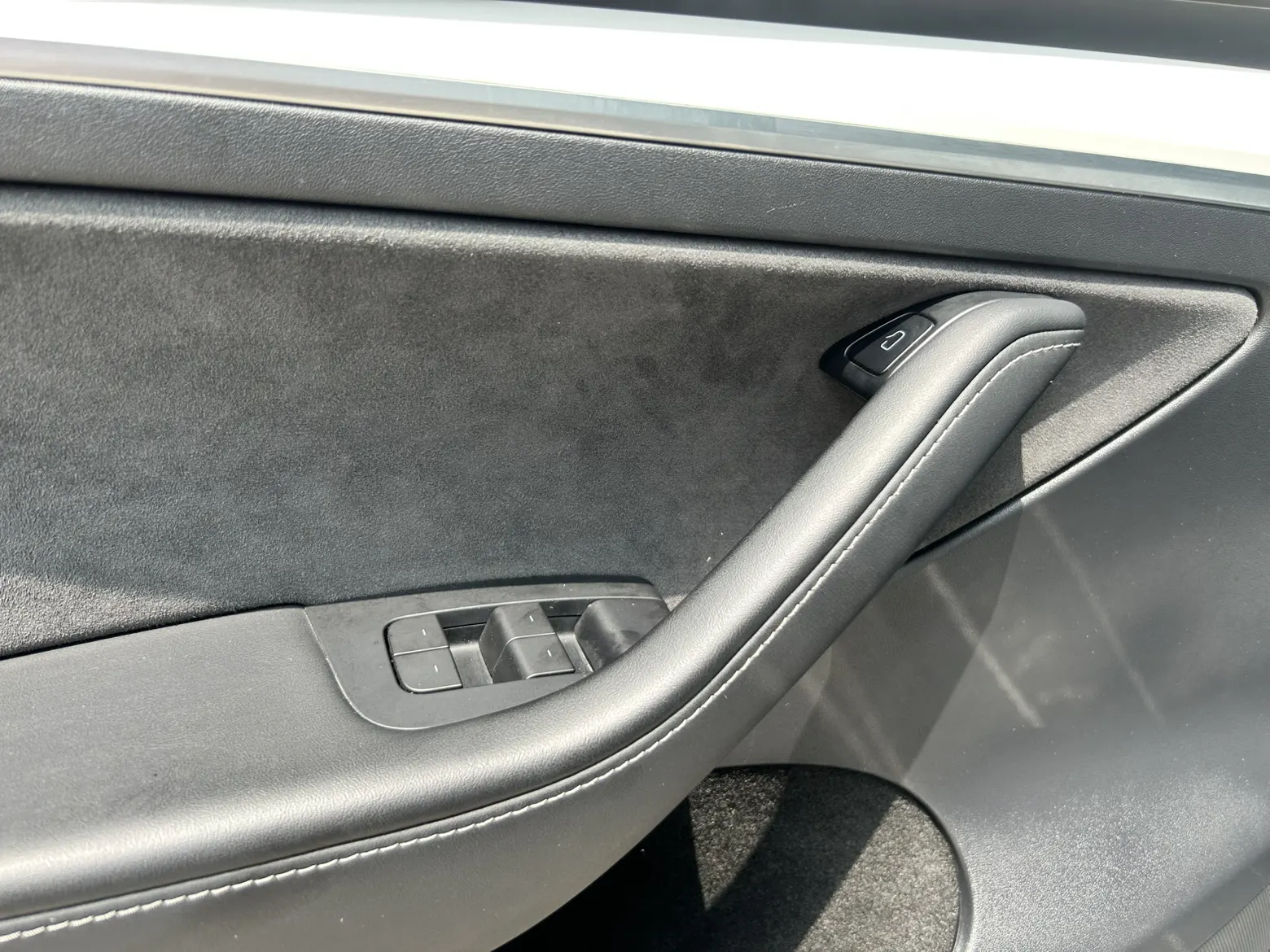 Tesla Model Y, 2022 19