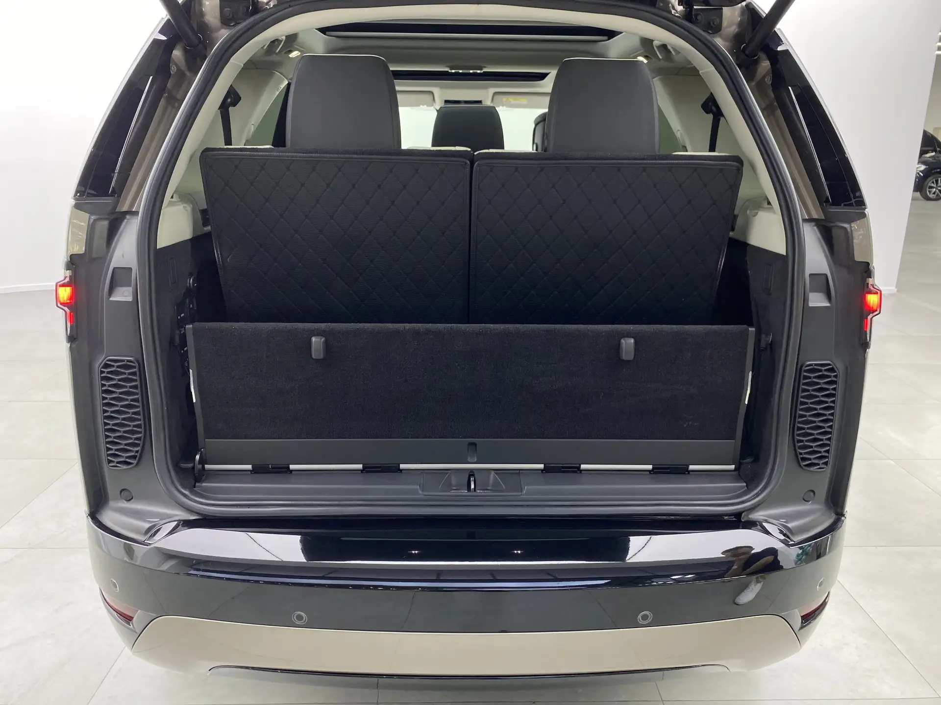 Land Rover Discovery, 2021 34