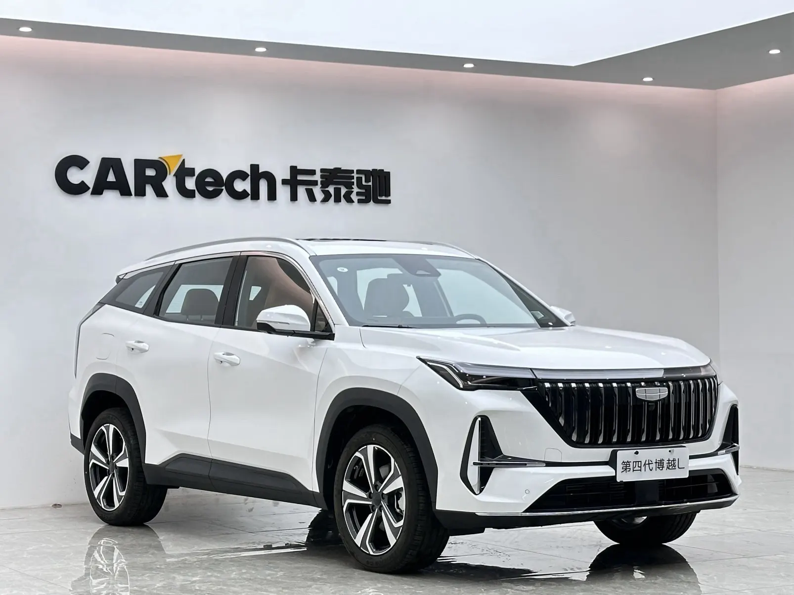 Geely Boyue, 2025 все фото