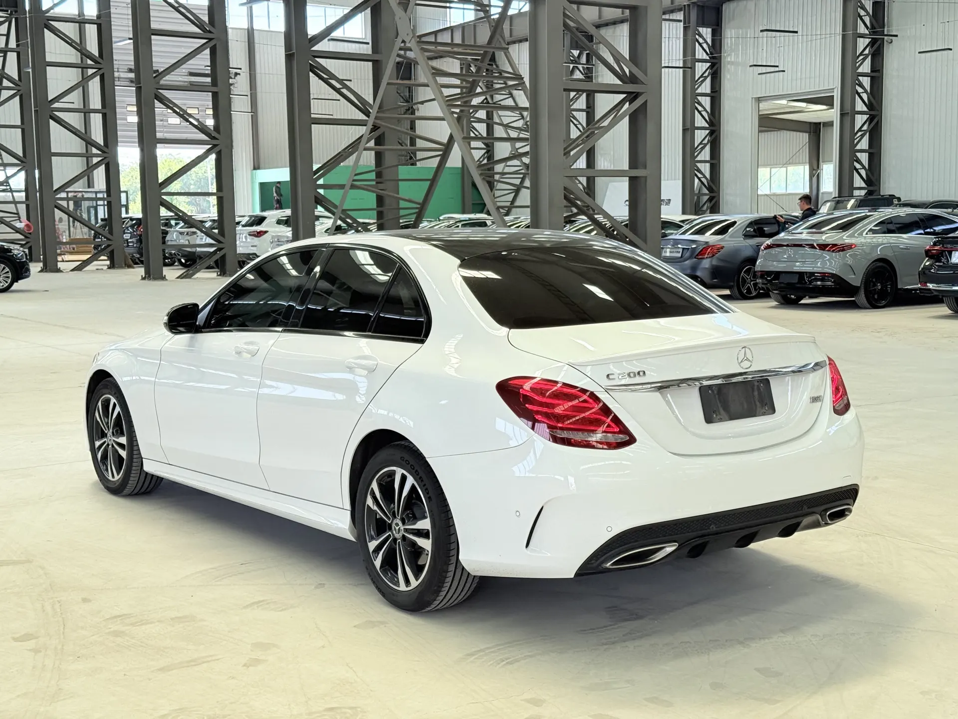 Mercedes-Benz C 200, 2018 6