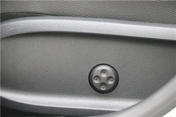 Mercedes-Benz A 200 L, 2024 12