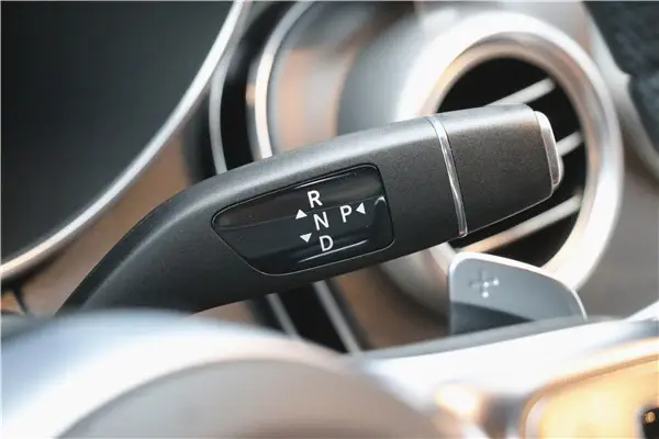 Mercedes-Benz C 260, 2019 14