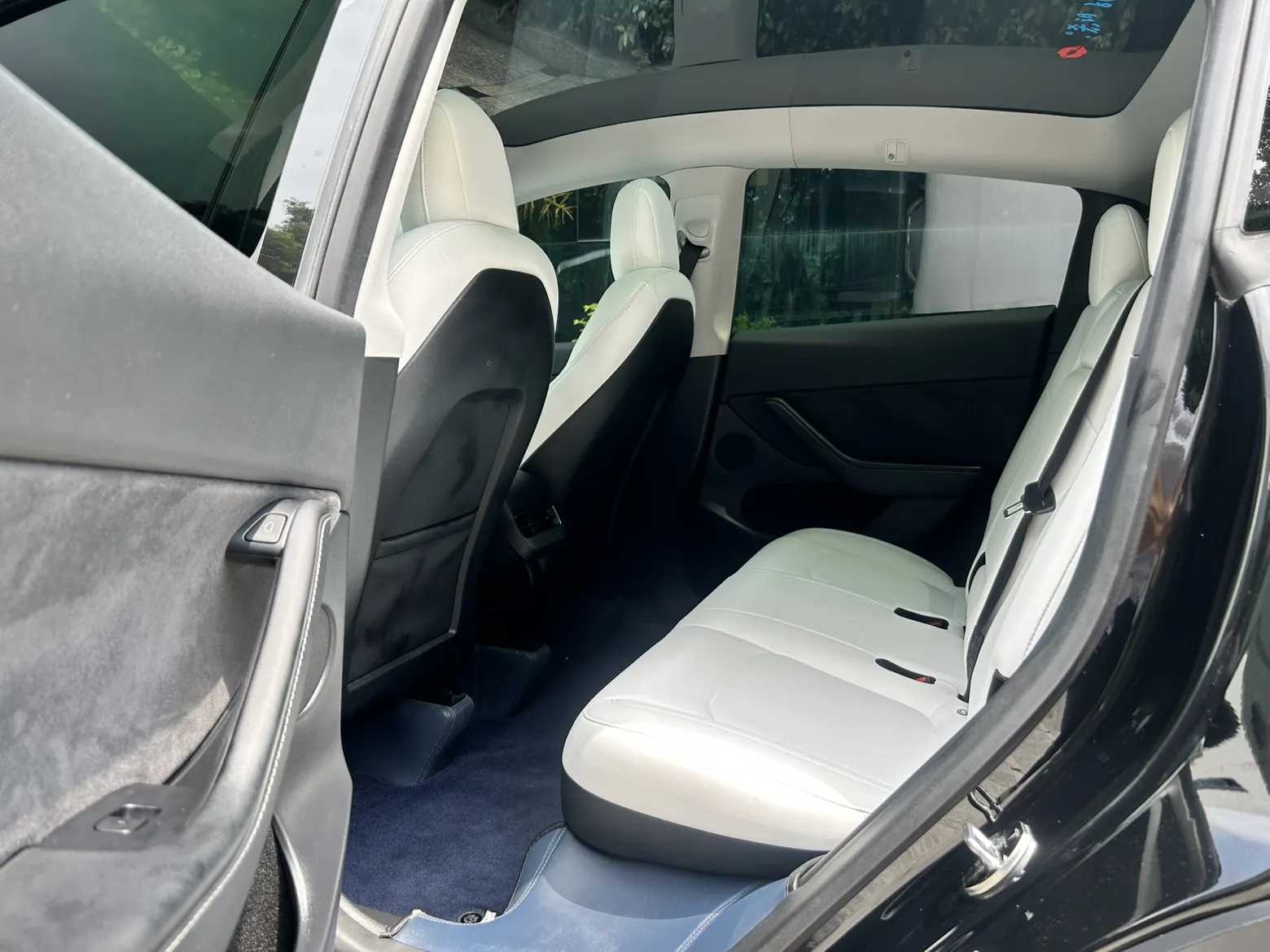 Tesla Model Y, 2022 15
