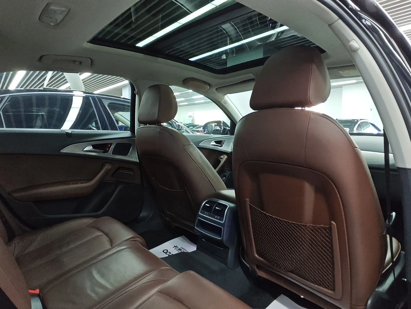 Audi A6L 30, 2018 13