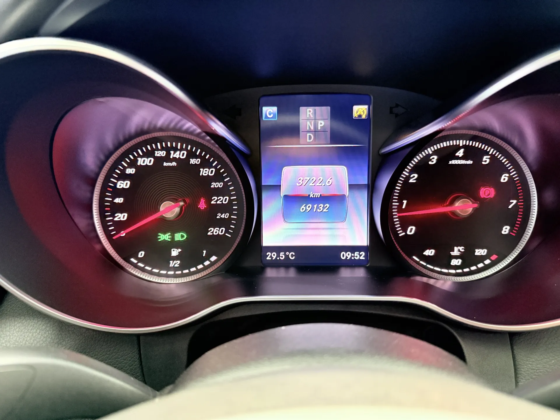 Mercedes-Benz C 200, 2018 10