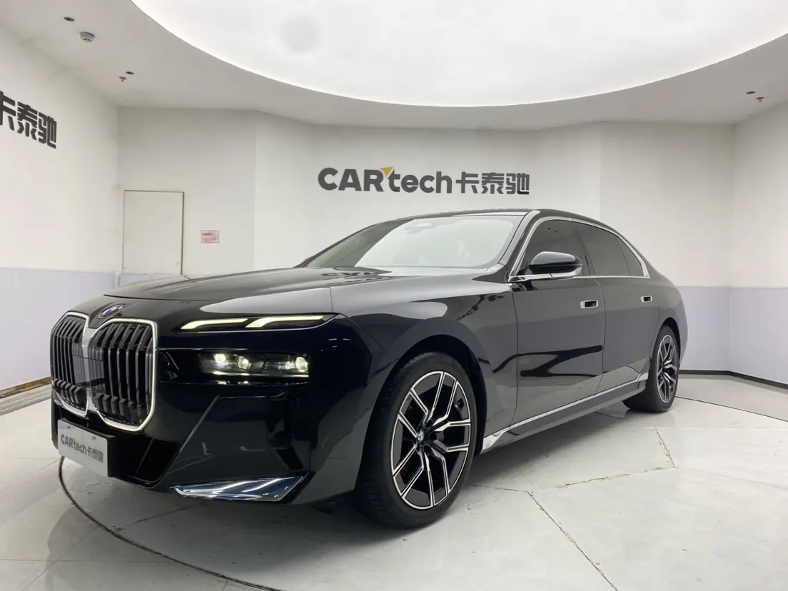 BMW 735Li