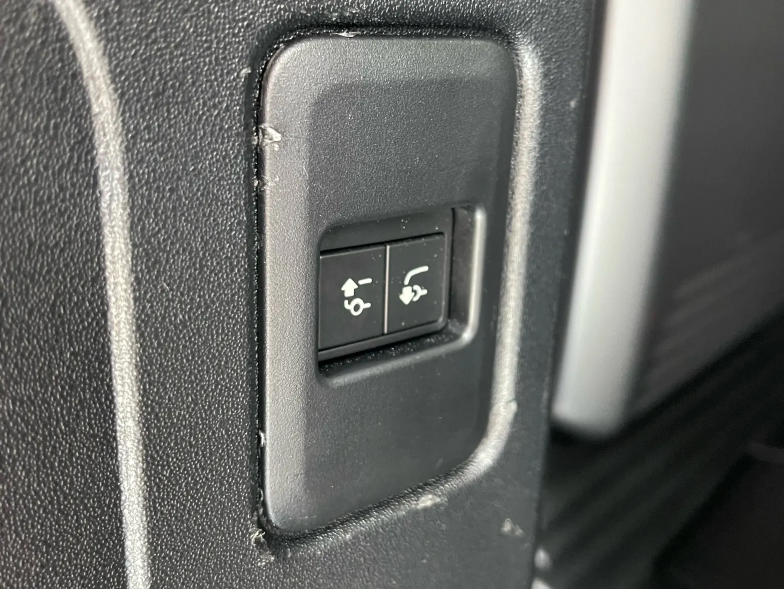 Land Rover Defender, 2022 22