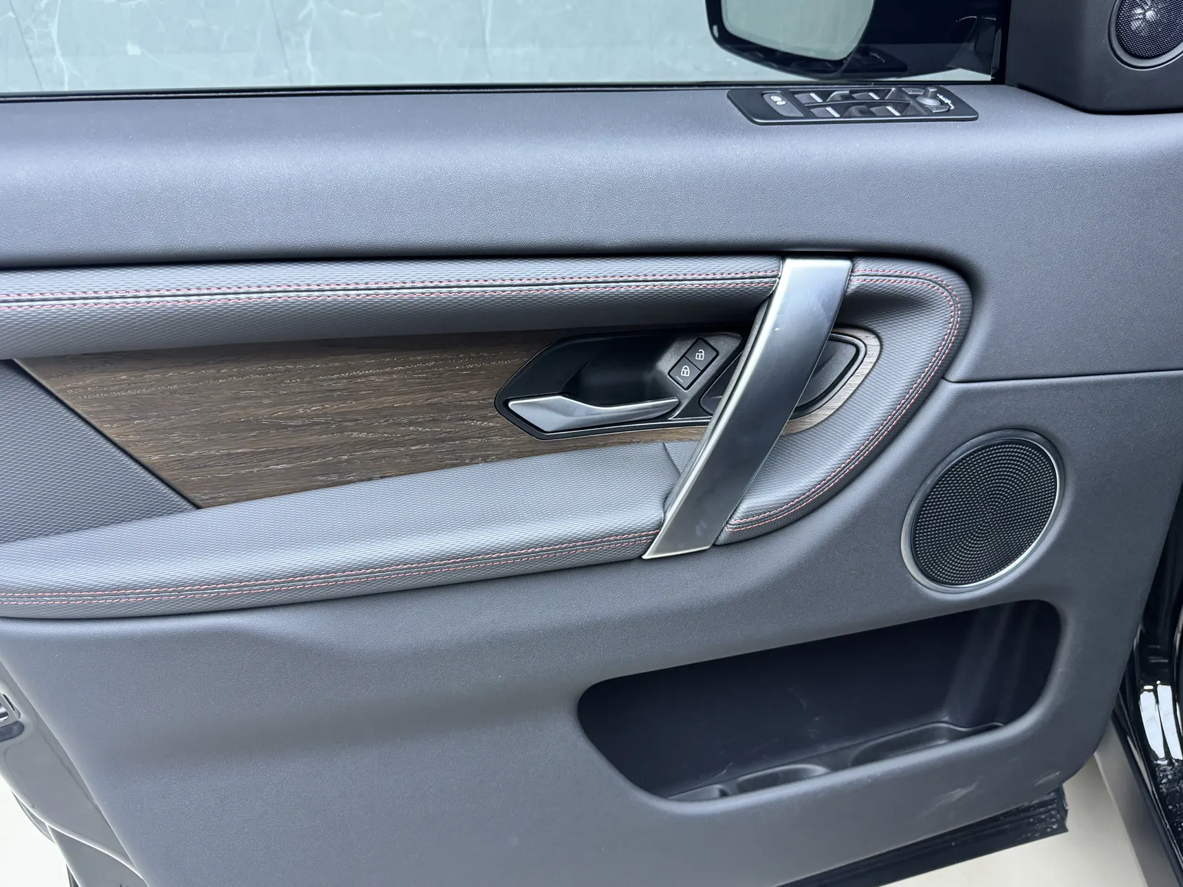 Land Rover Discovery Sport, 2023 7