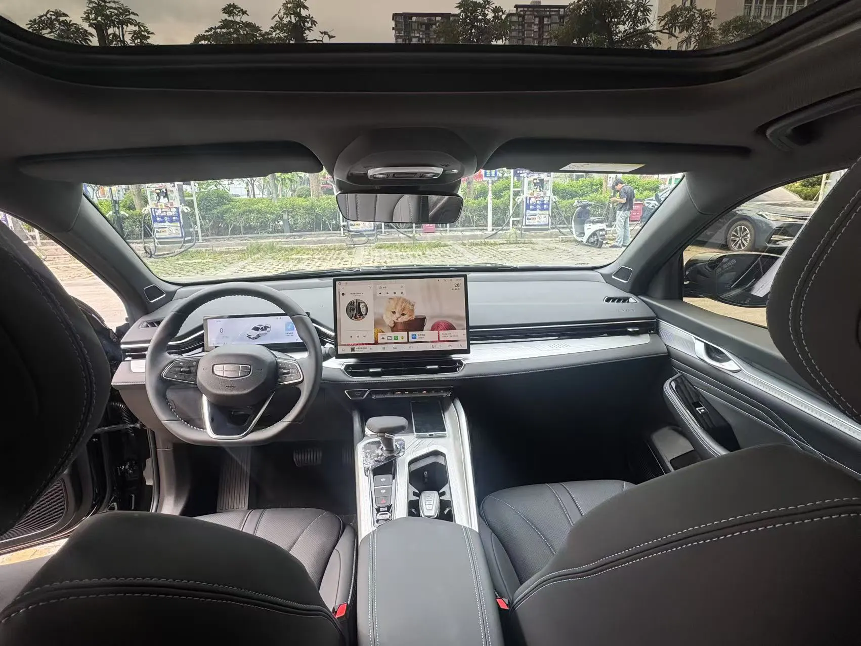Geely Preface, 2025 16