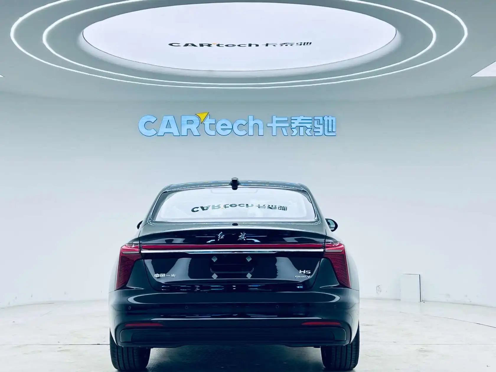 Hongqi H5, 2025 все фото