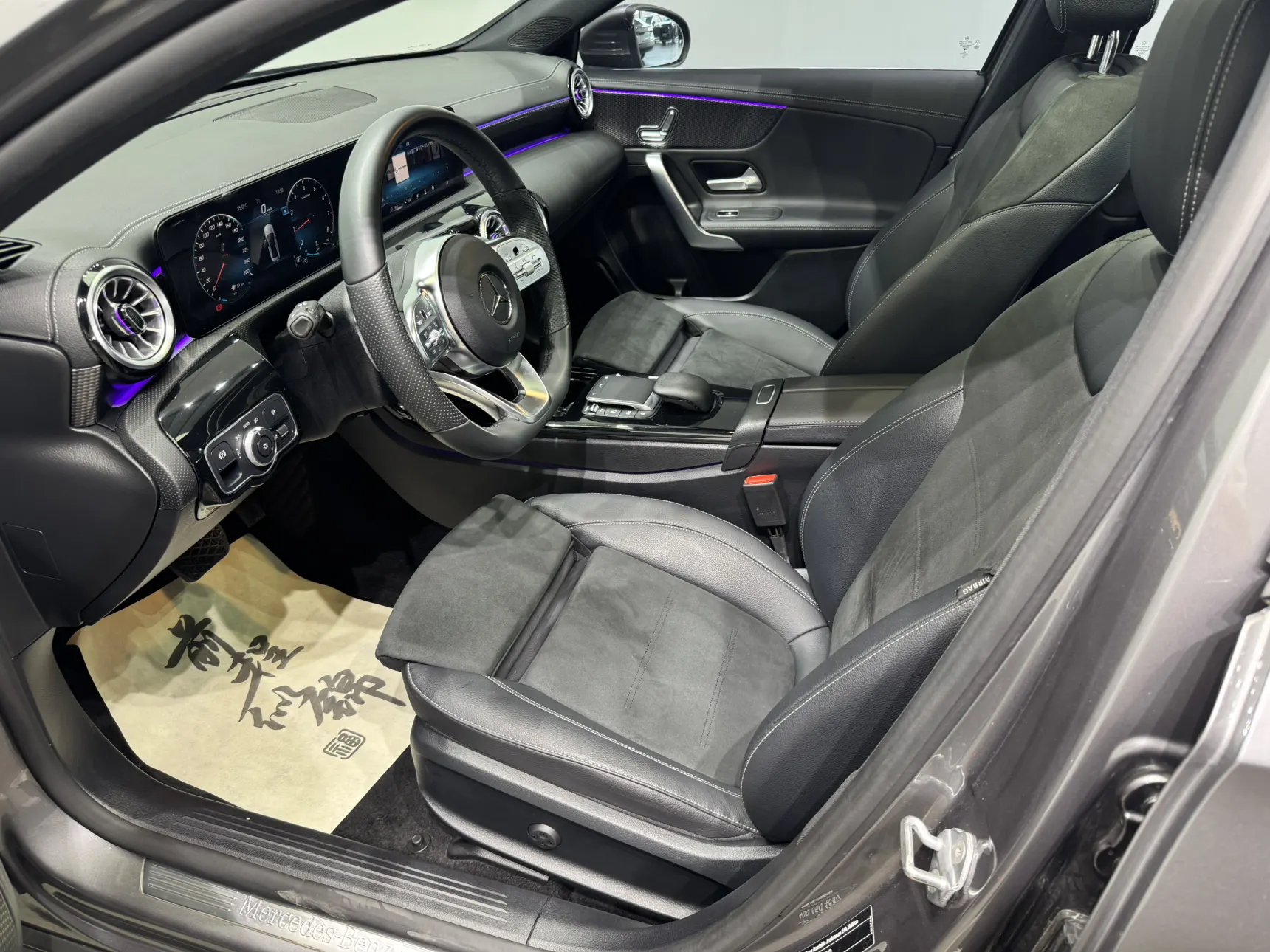 Mercedes-Benz A 200 L, 2021 13