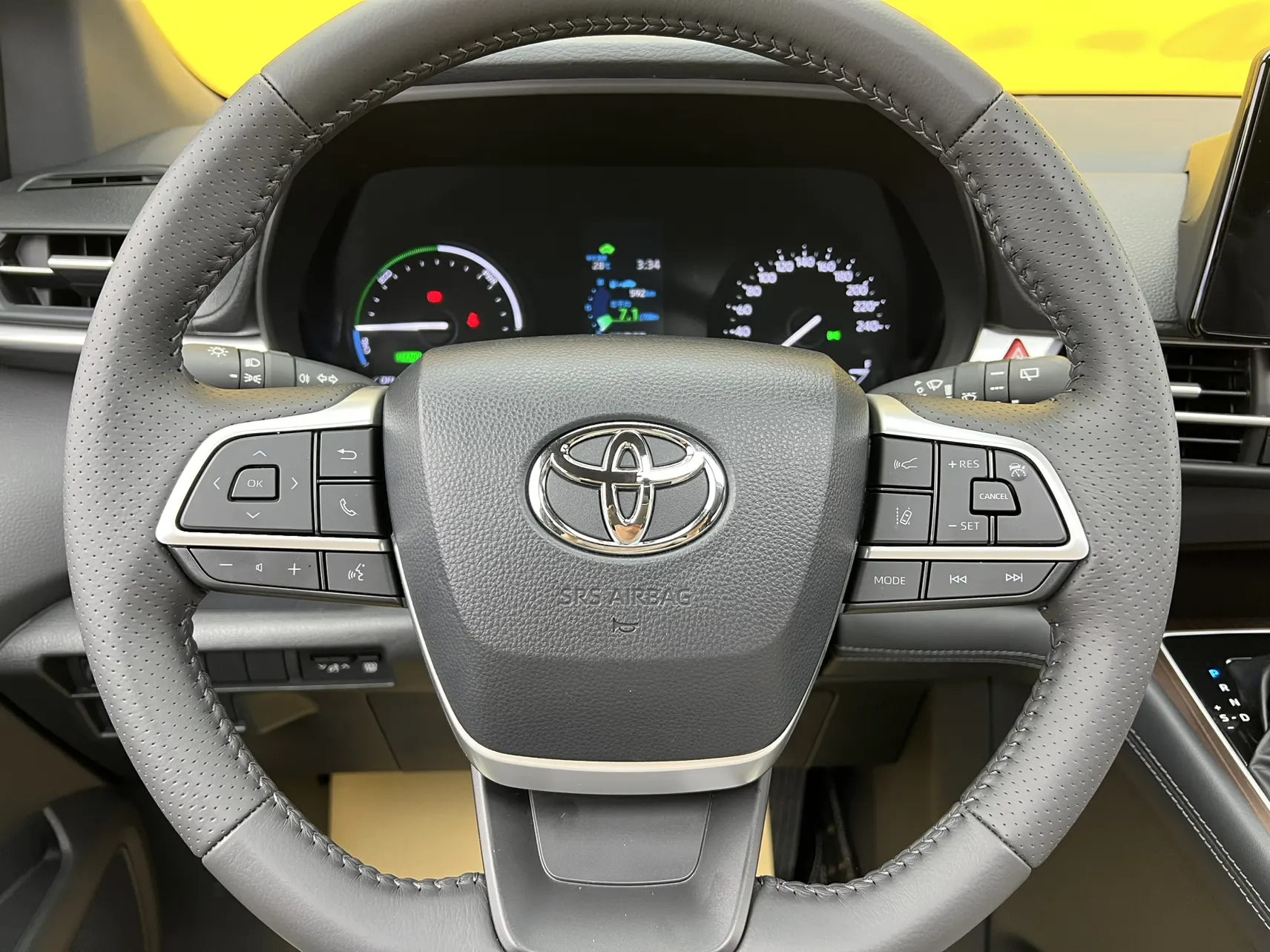 Toyota Sienna, 2025 16