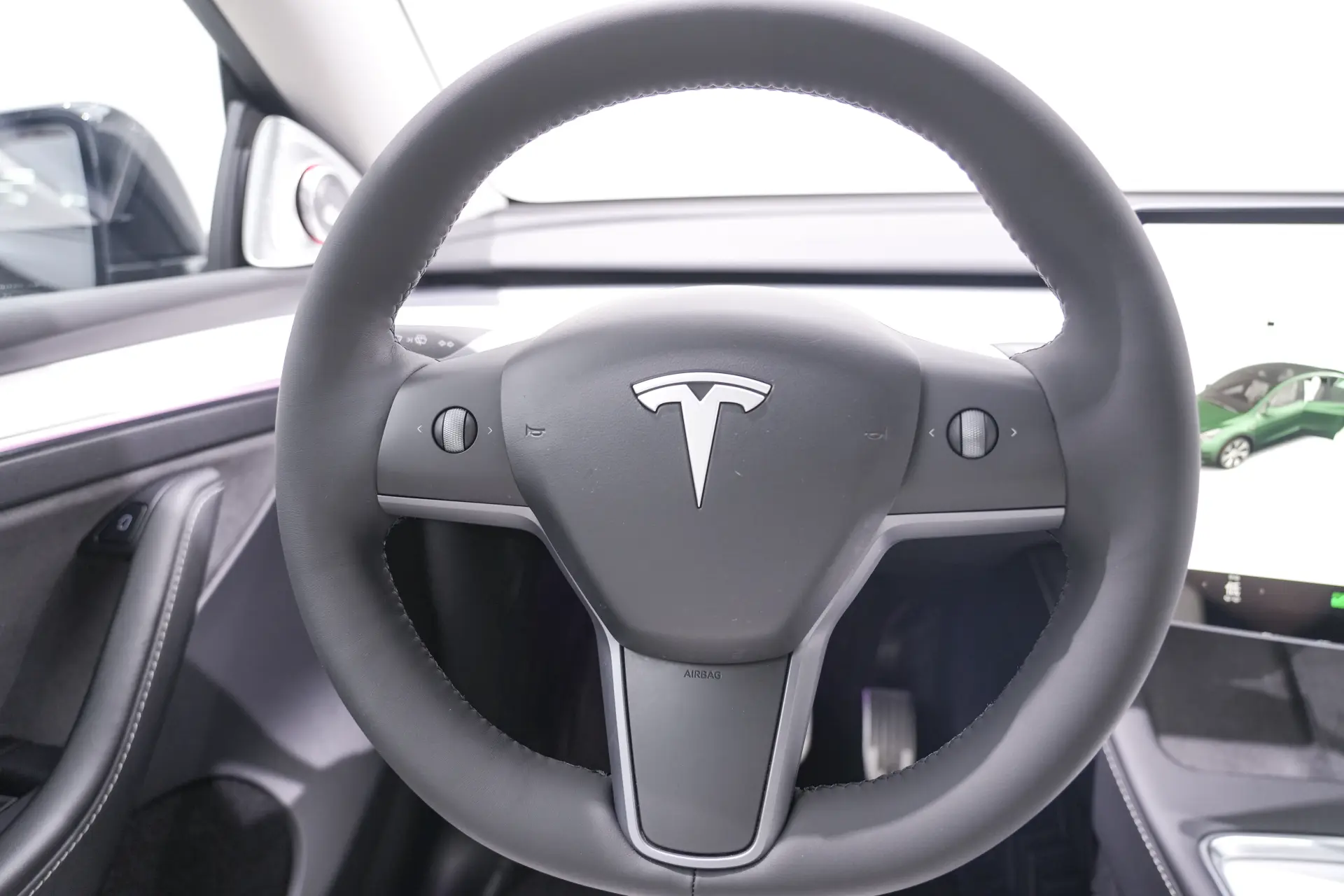 Tesla Model Y, 2021 17