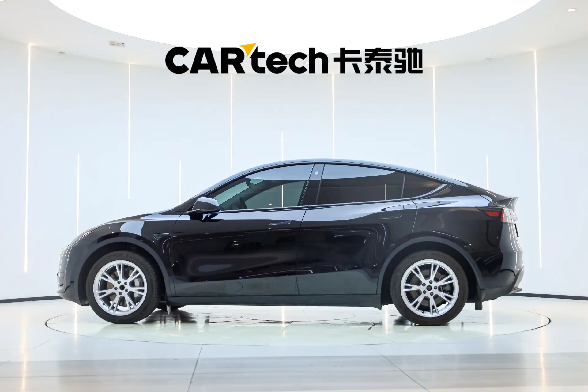 Tesla Model Y, 2023 8