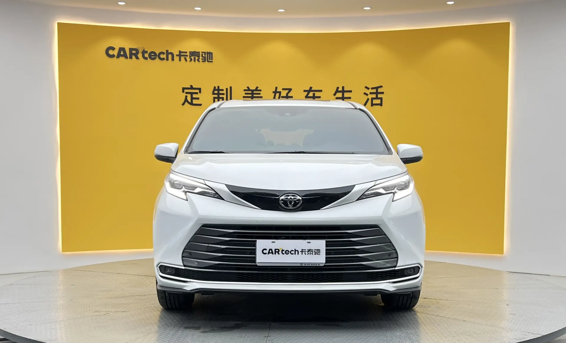 Toyota Sienna, 2025 3