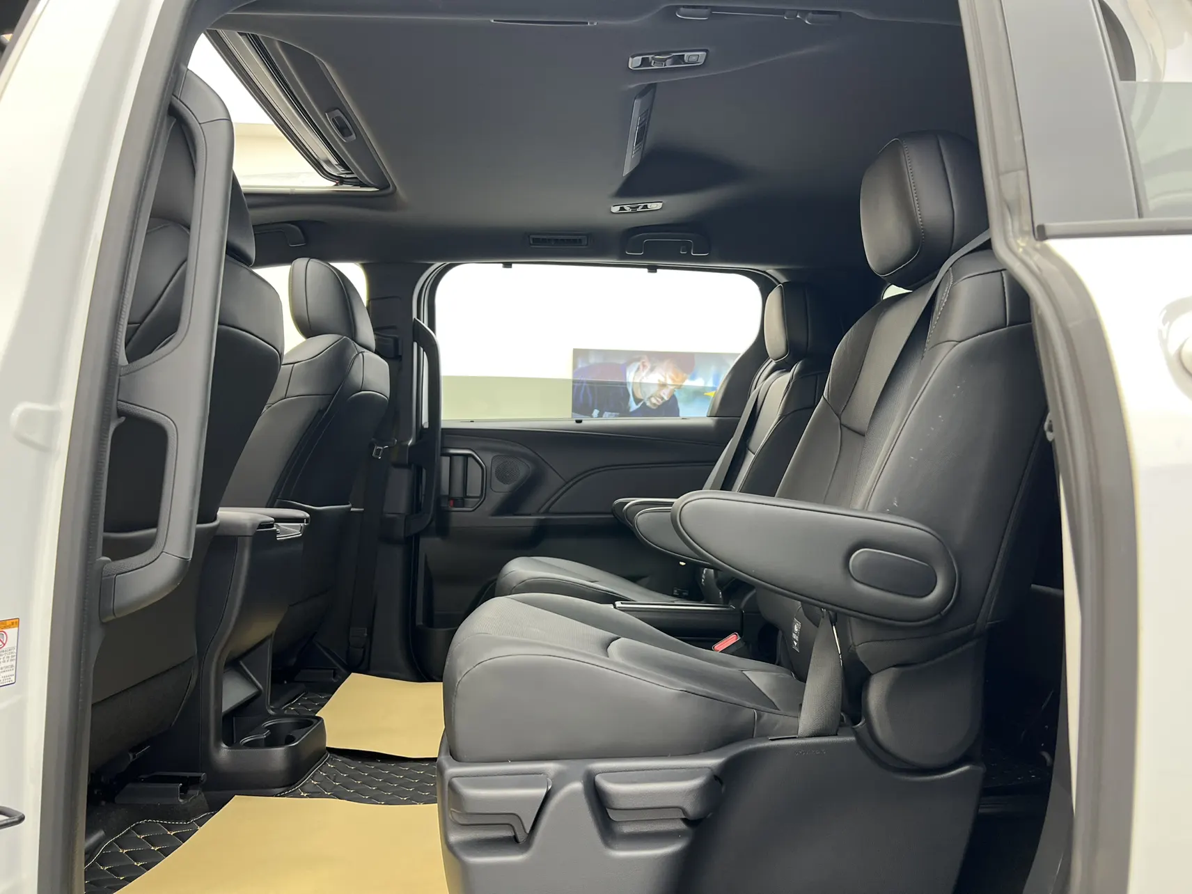 Toyota Sienna, 2025 36