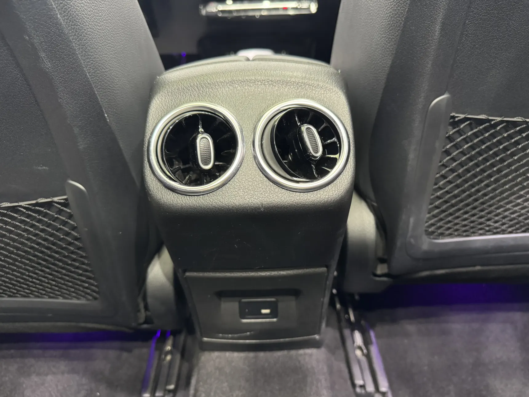 Mercedes-Benz A 200 L, 2021 21