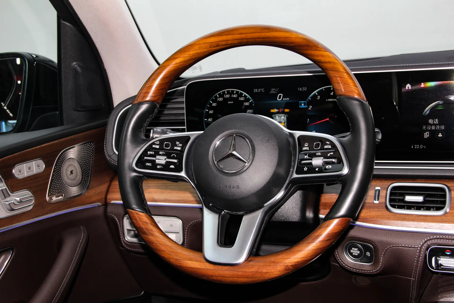 Mercedes-Benz GLS 450 4MATIC, 2024 15