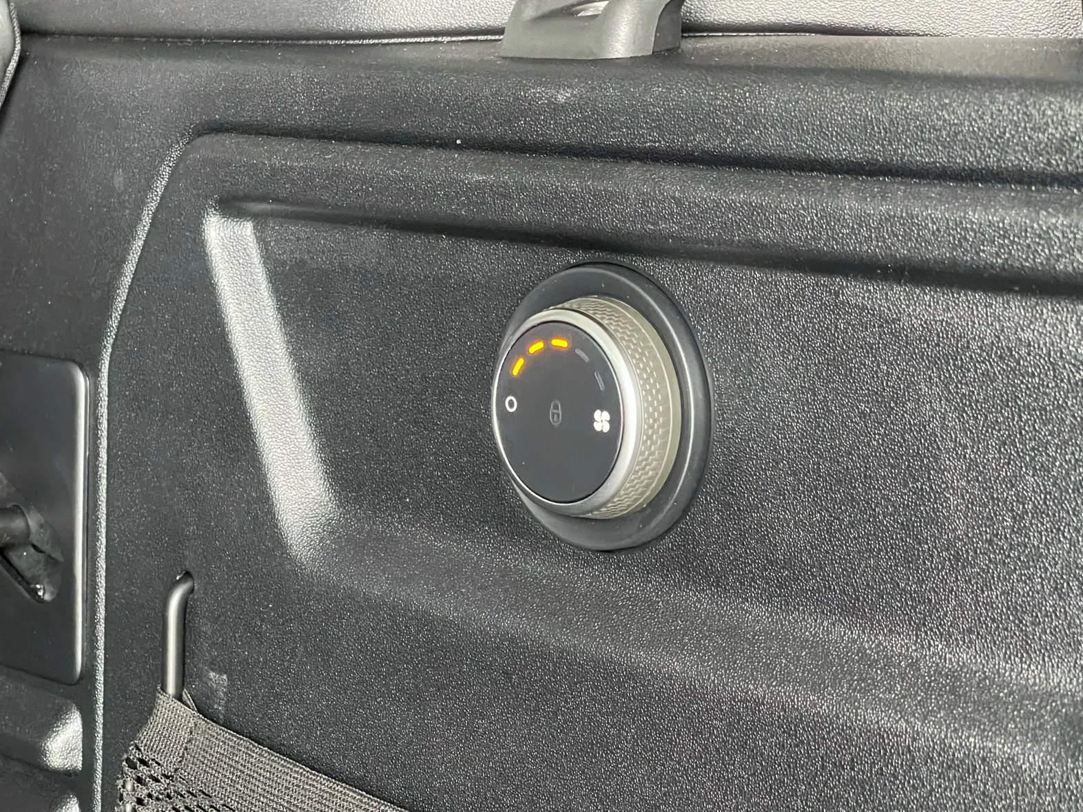 Land Rover Defender, 2022 25