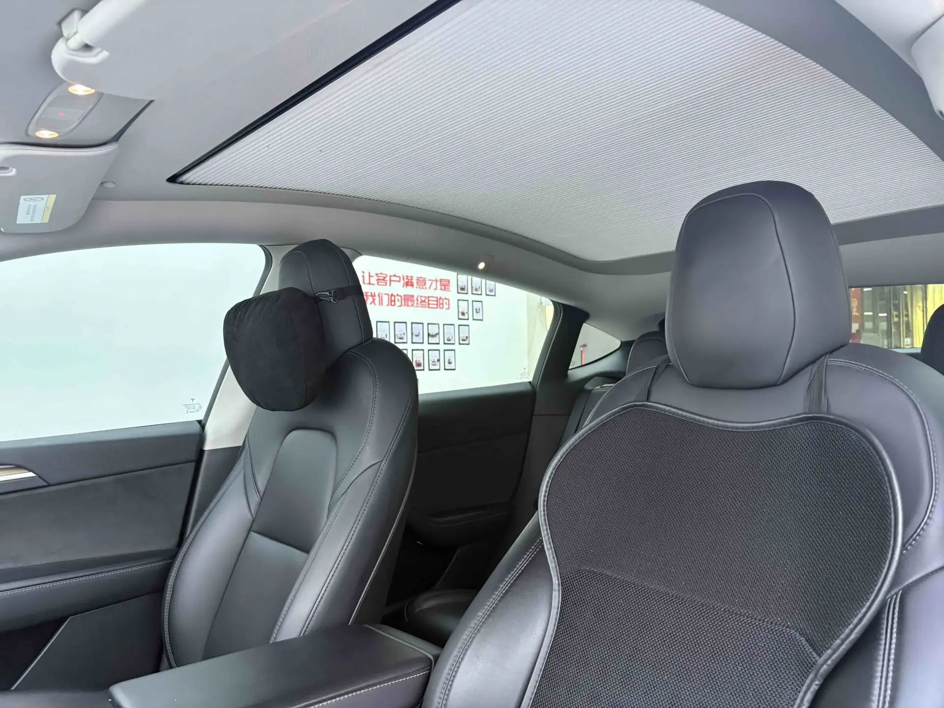 Tesla Model Y, 2022 14