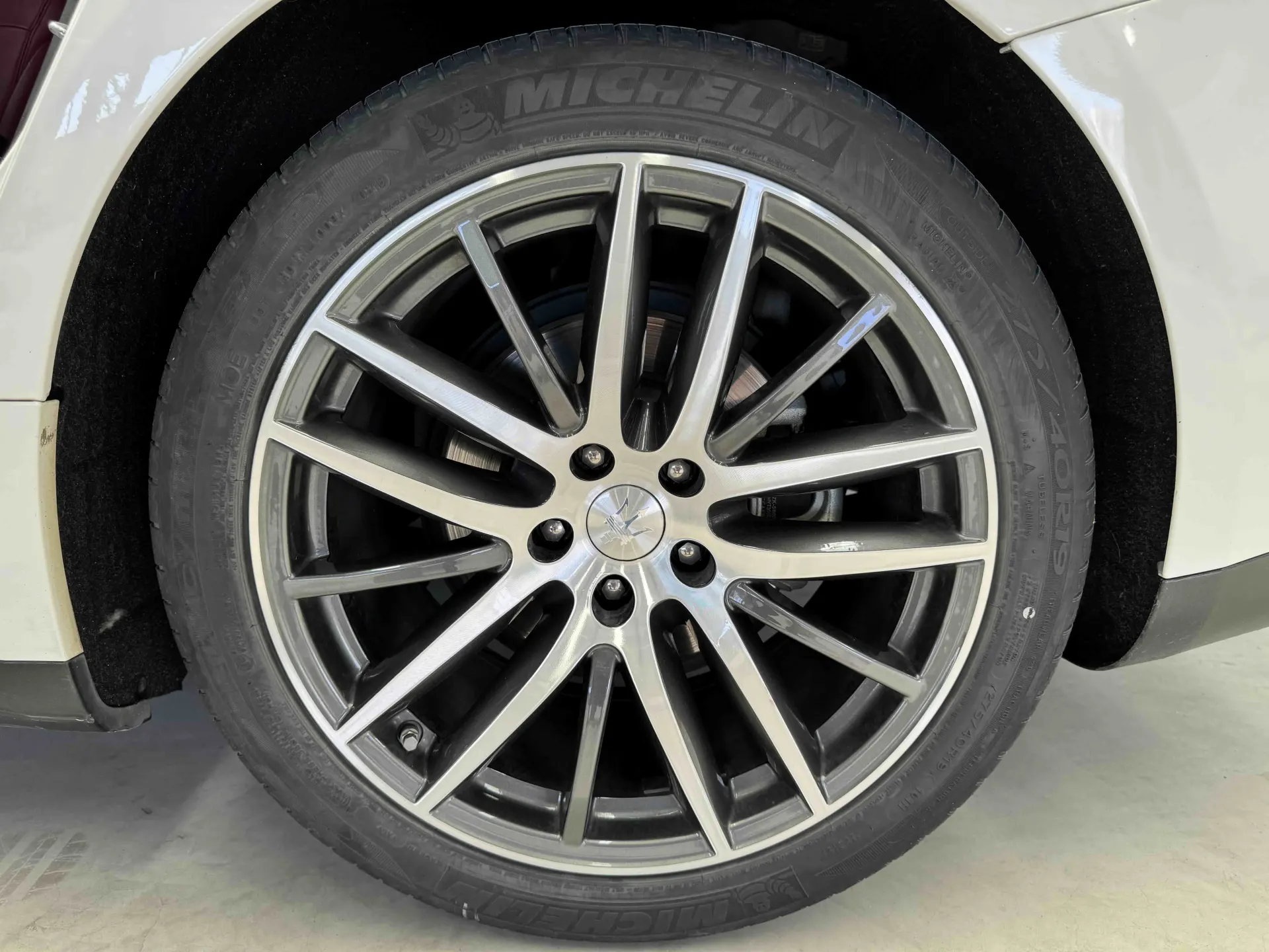 Maserati Ghibli, 2014 8