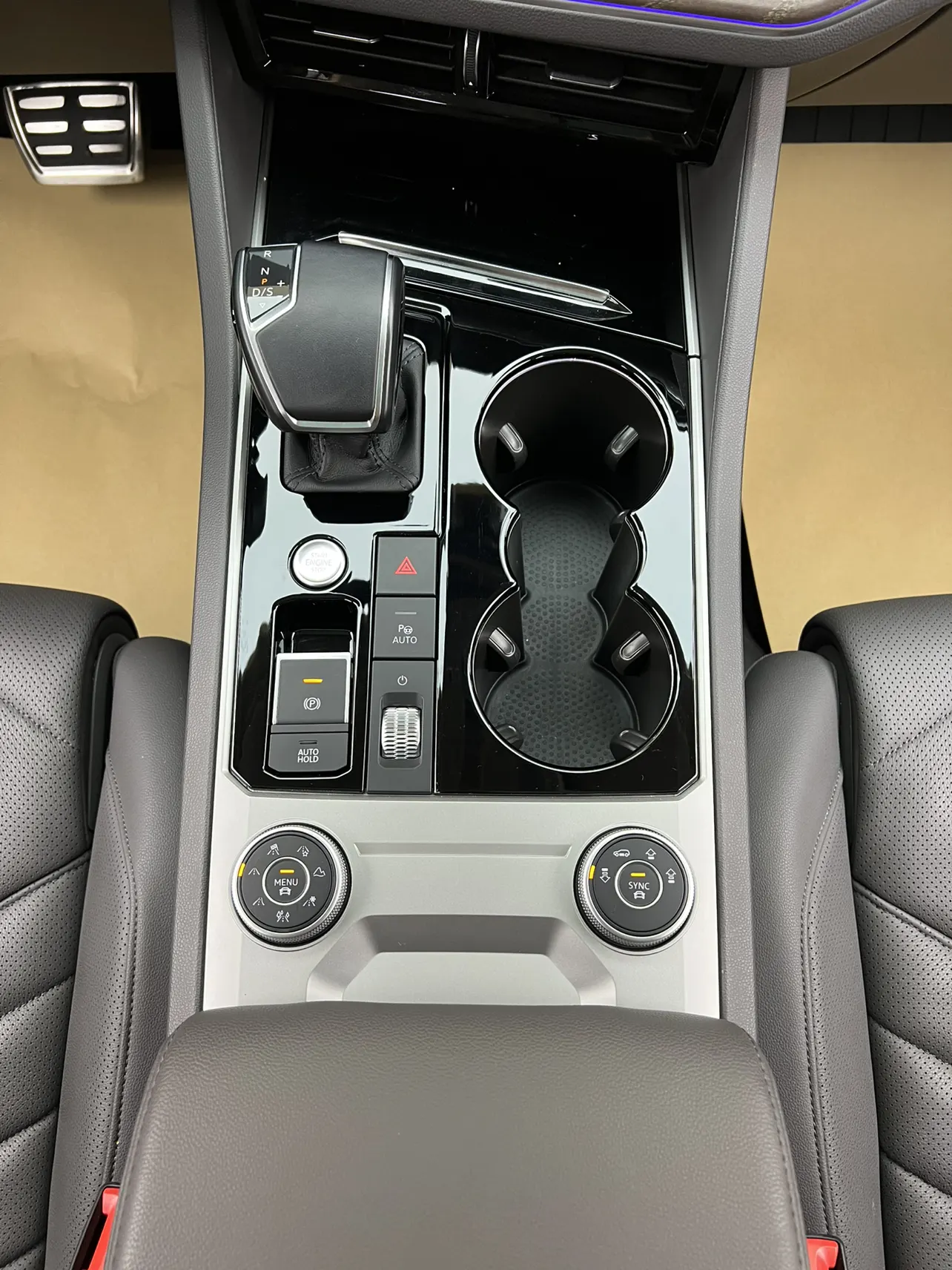 Volkswagen Touareg, 2022 25