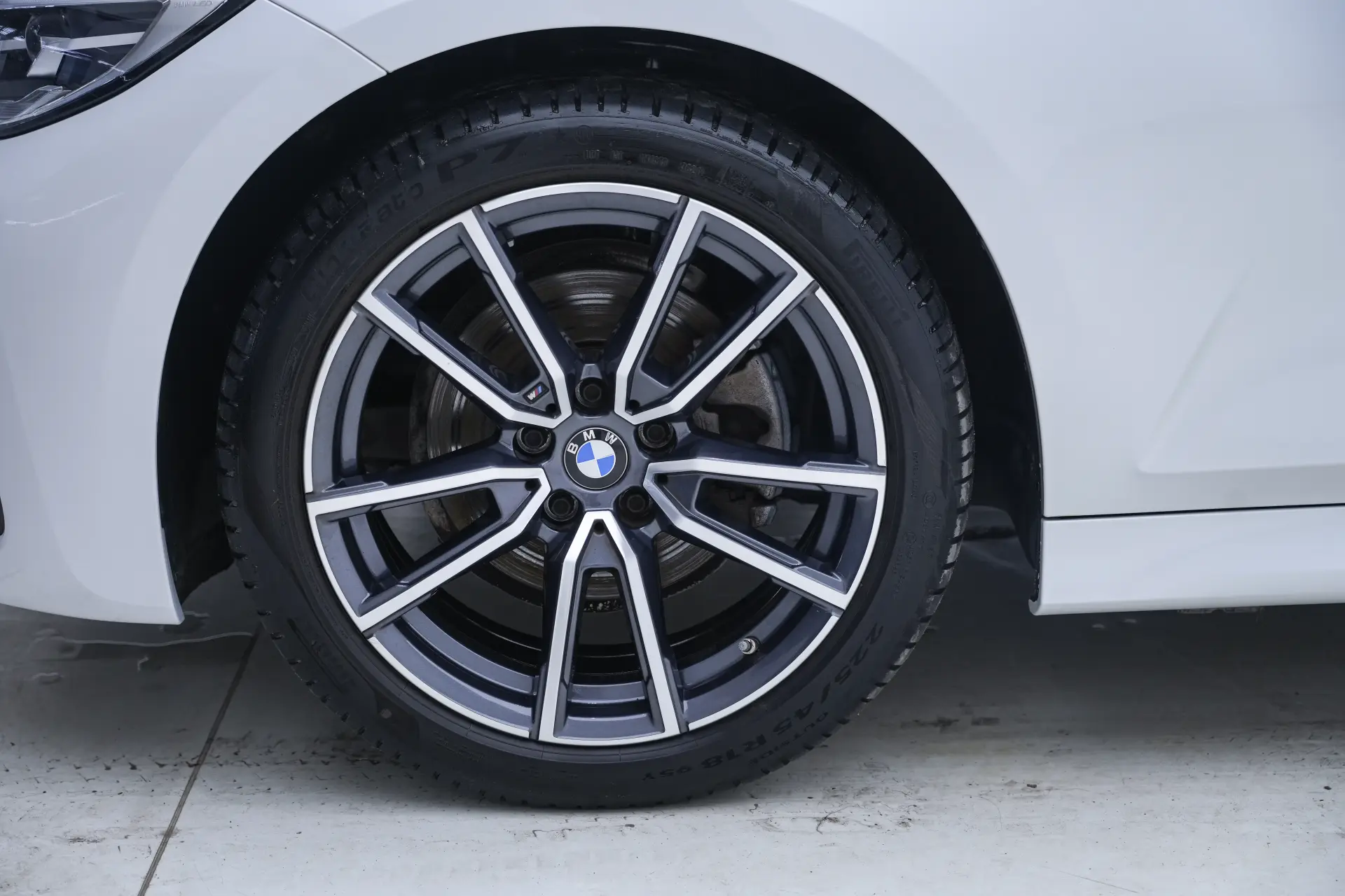 BMW 320Li, 2021 11