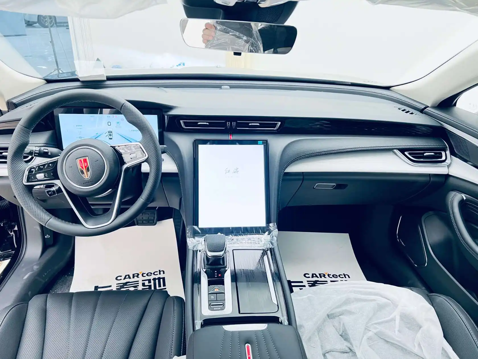 Hongqi H5, 2025 14