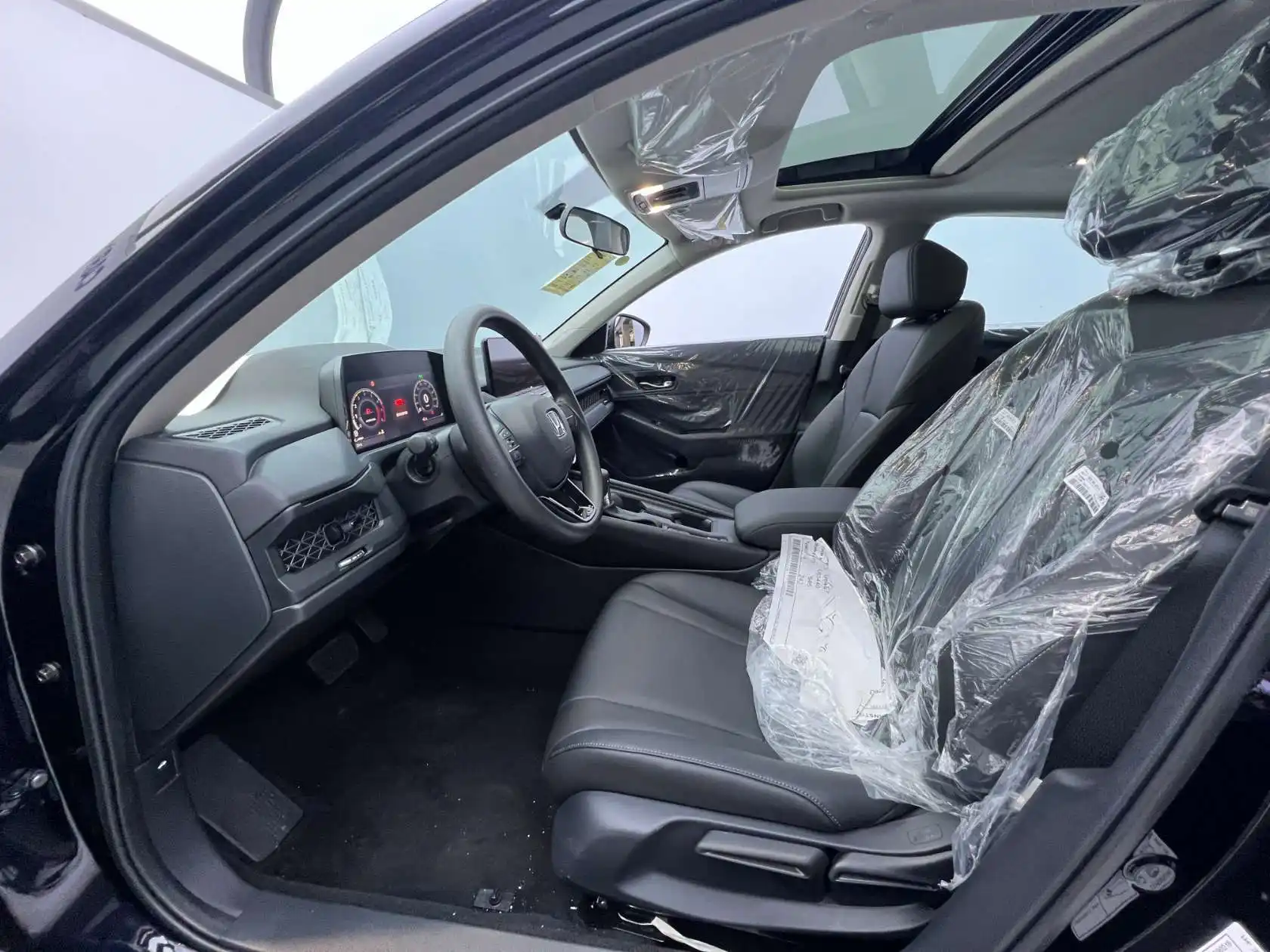 Honda Accord, 2025 11