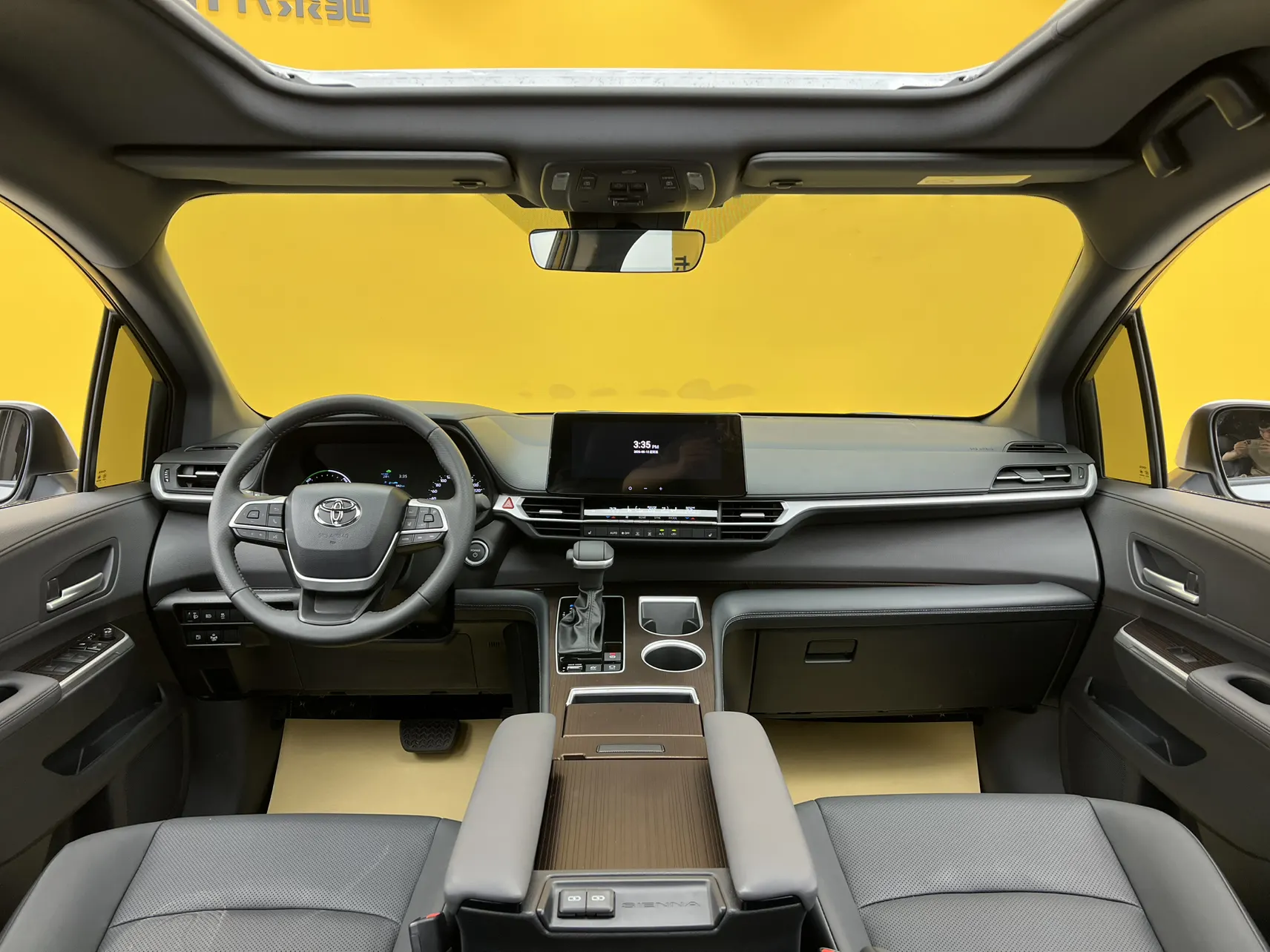 Toyota Sienna, 2025 39