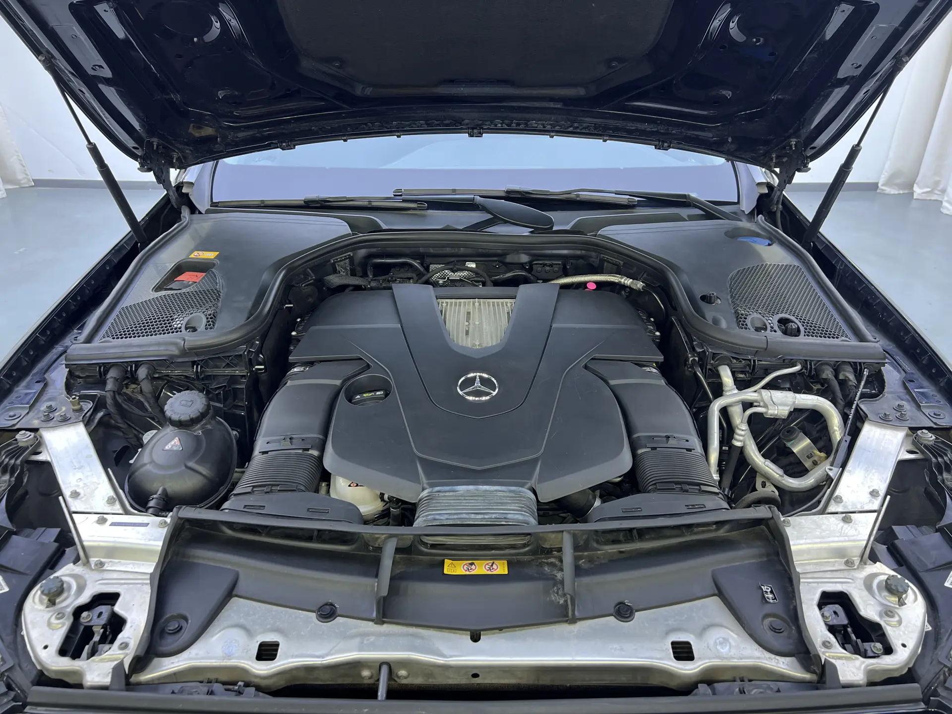 Mercedes-Benz E 320 L, 2017 4