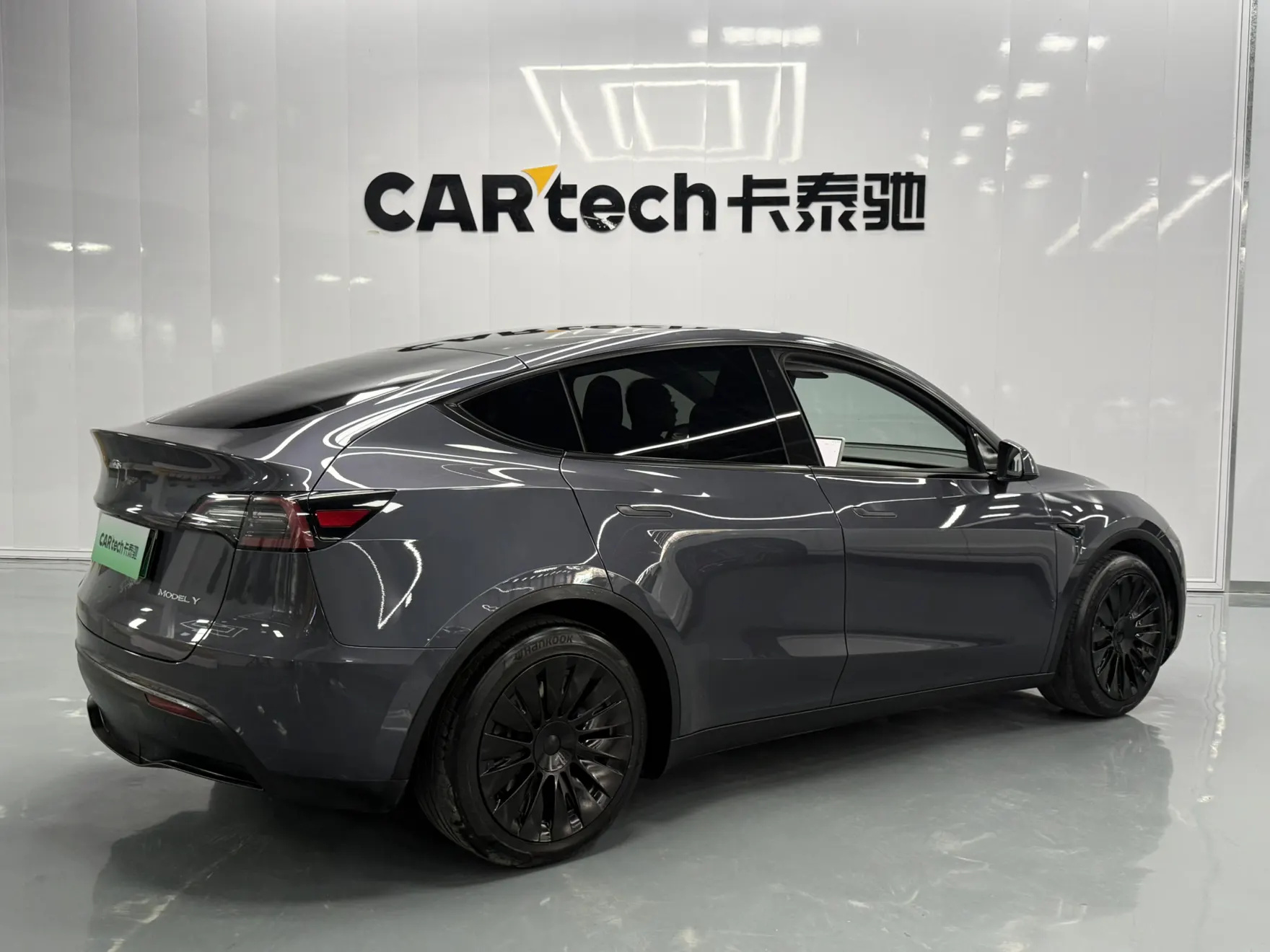 Tesla Model Y, 2021 все фото