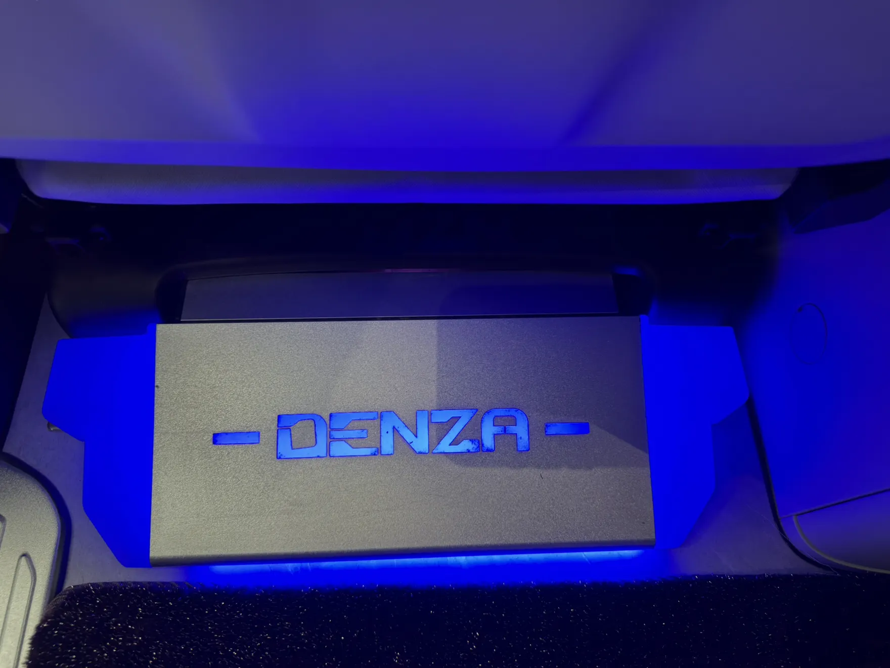 Denza D9, 2024 17