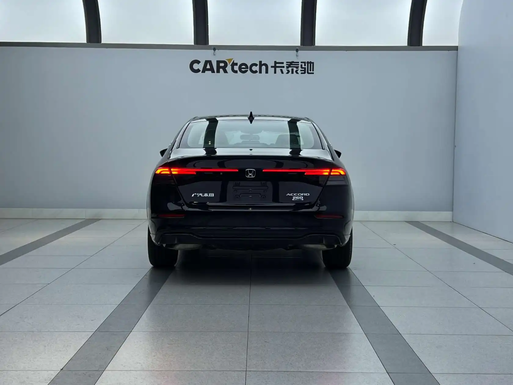 Honda Accord, 2025 4