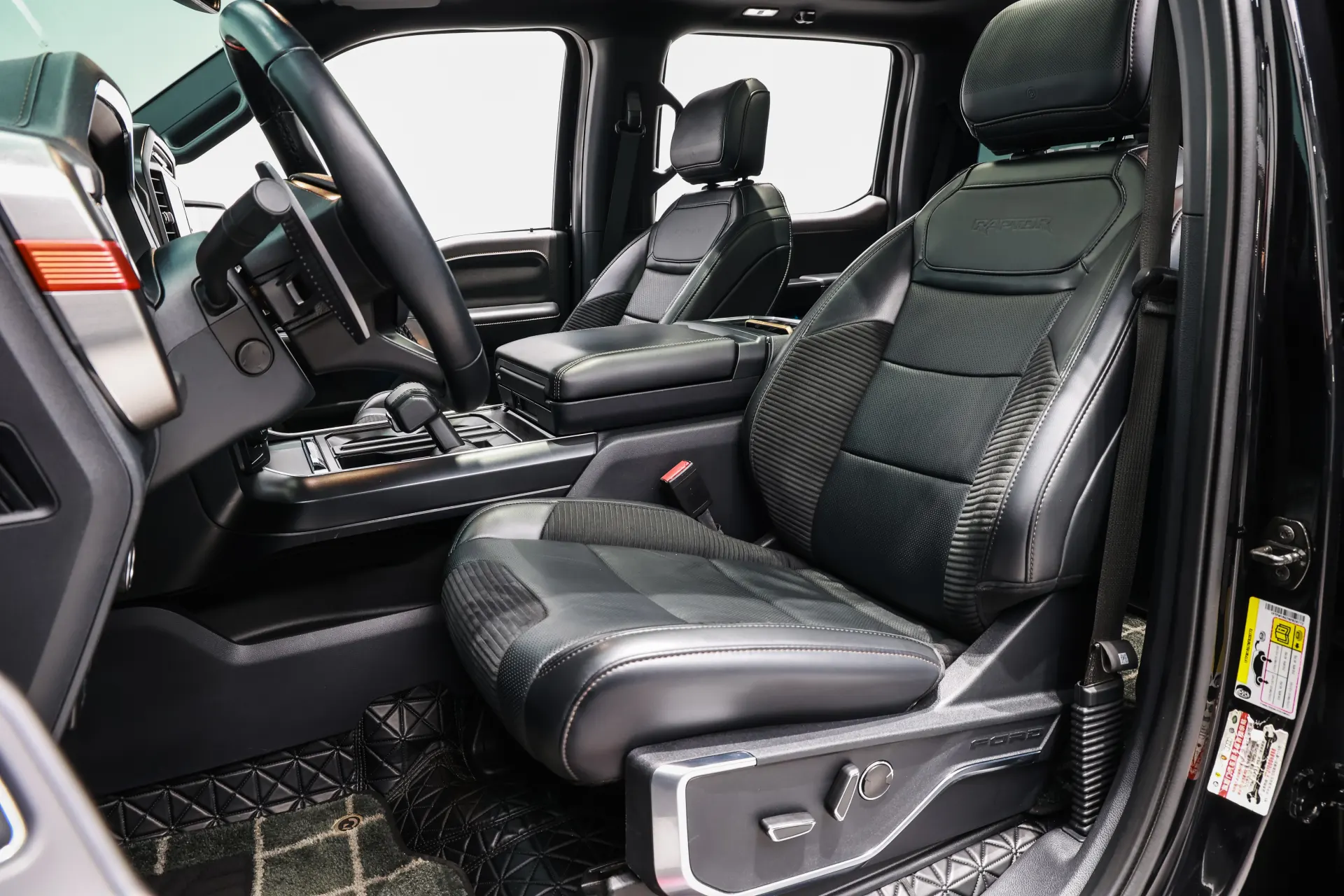 Ford F-150, 2023 18
