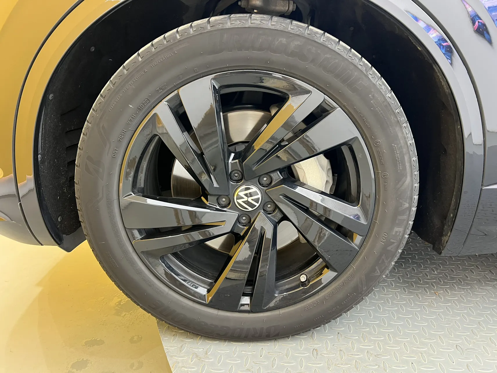 Volkswagen Touareg, 2022 10