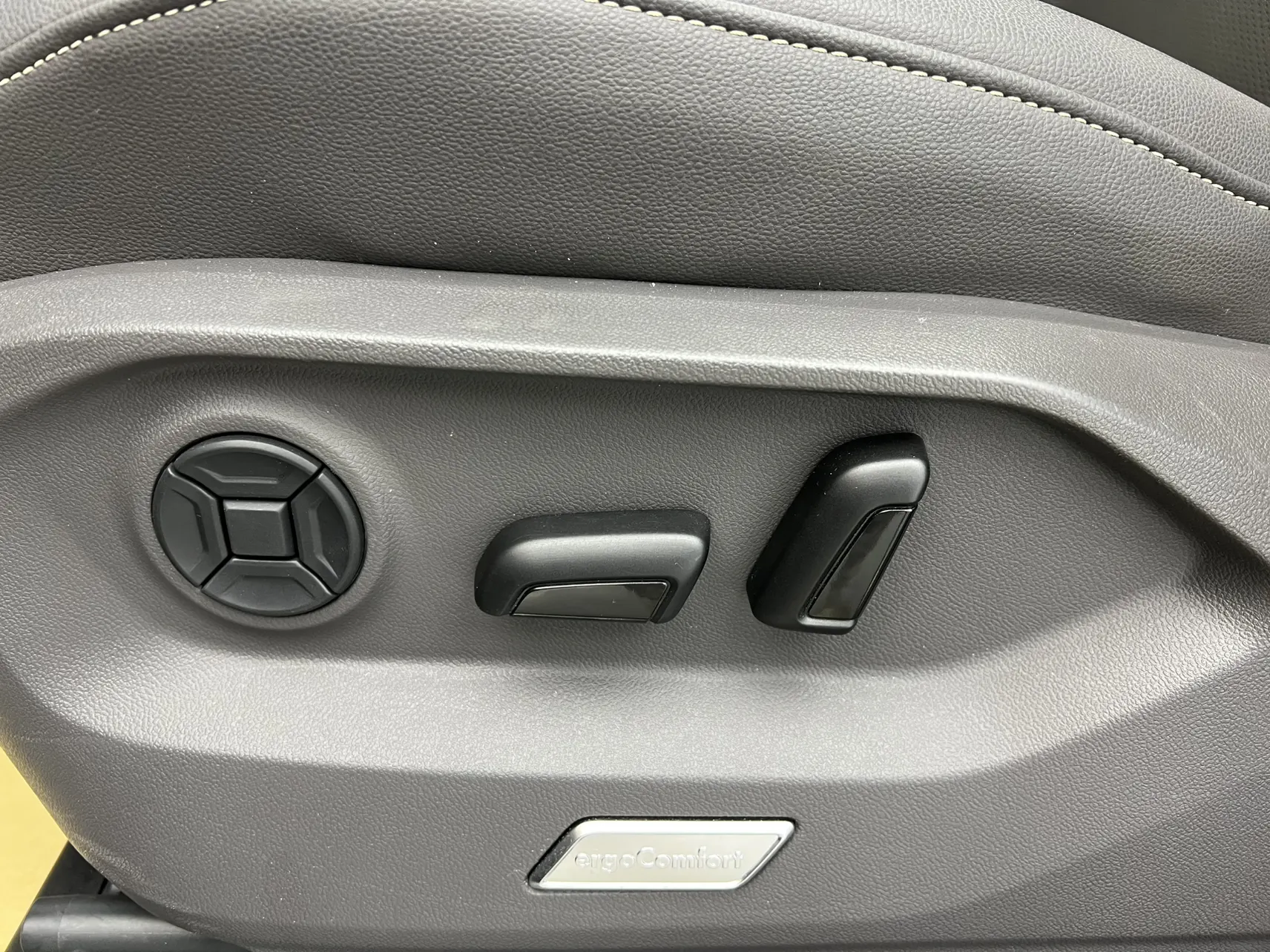 Volkswagen Touareg, 2022 39